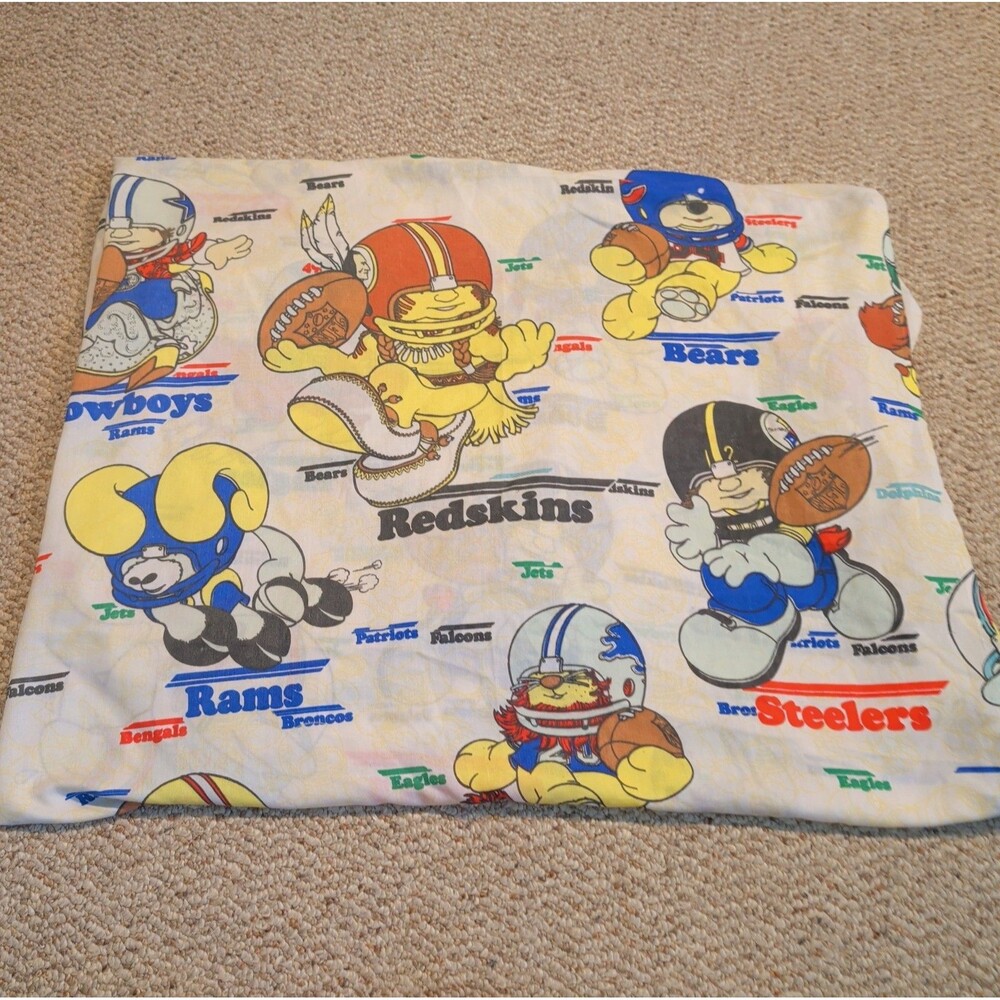 Vintage NFL Huddles American Football Bedding Twin Fitted Sheet